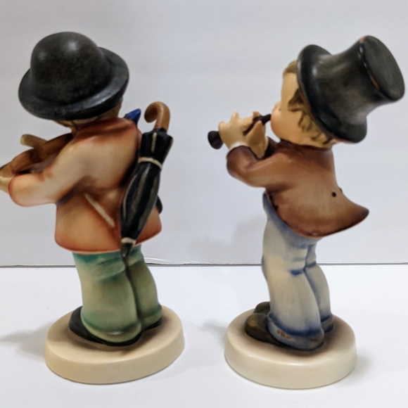 Two Hummel Ceramic Figurines Flute Player And Fiddle Player Vintage 1960-72 - Picture 3 of 11